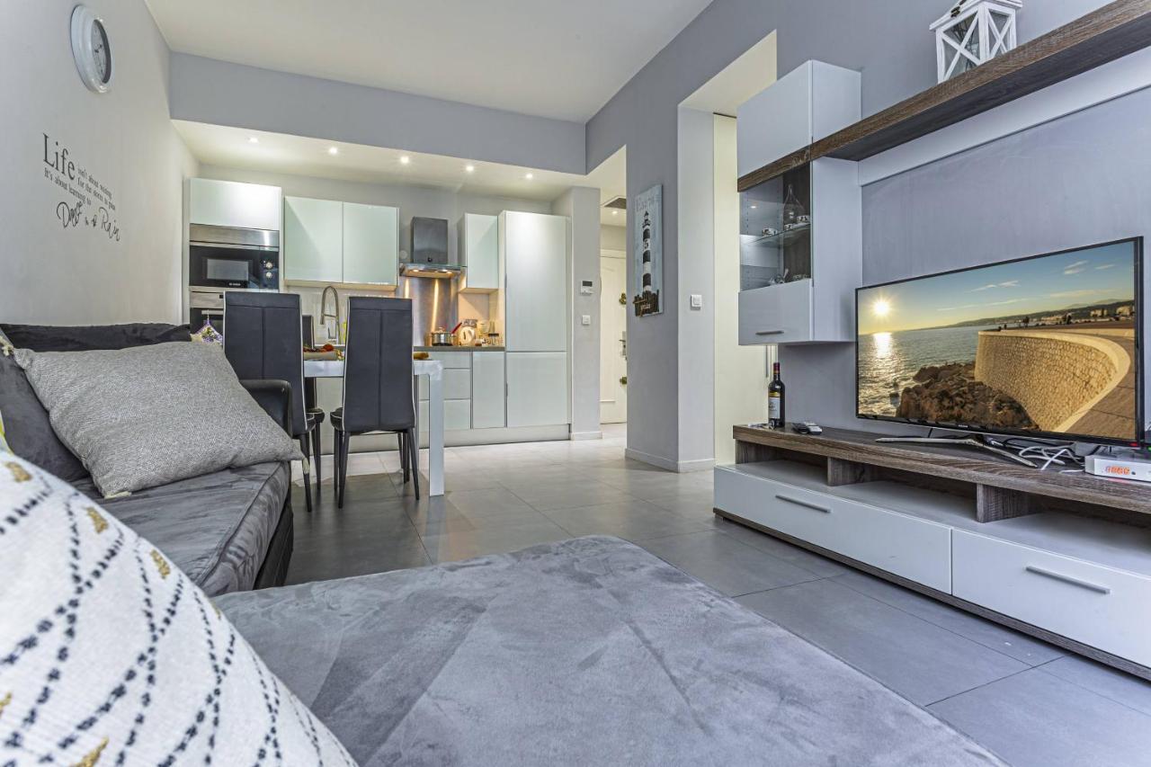 Dante 10 - Cosy Apartment Close Sea Apartment *